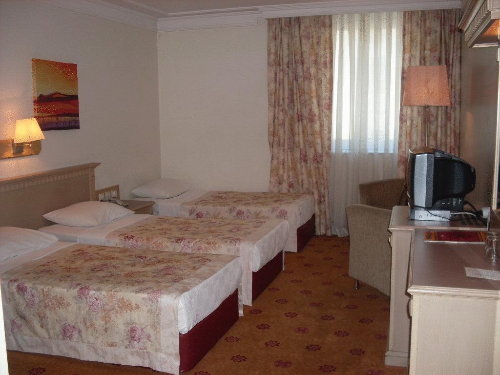Grand Medya Hotel Κωνσταντινούπολη Δωμάτιο φωτογραφία